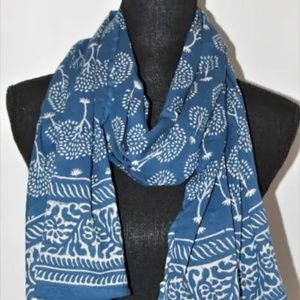 Versatile Indigo Tree Block India Print, Cotton, 22 X 67 Inches